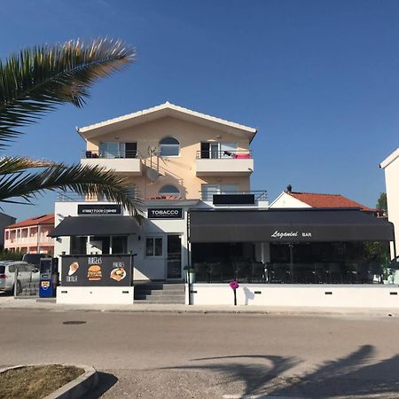 Apartments Villa Marina Rogoznica  Buitenkant foto