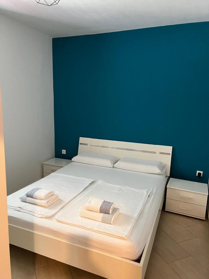 Apartments Villa Marina Rogoznica  Buitenkant foto